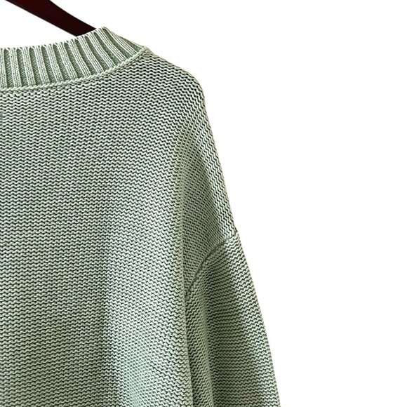American Eagle NEW Long Weekend V-Neck Sweater In Green Size M - Picture 12 of 15